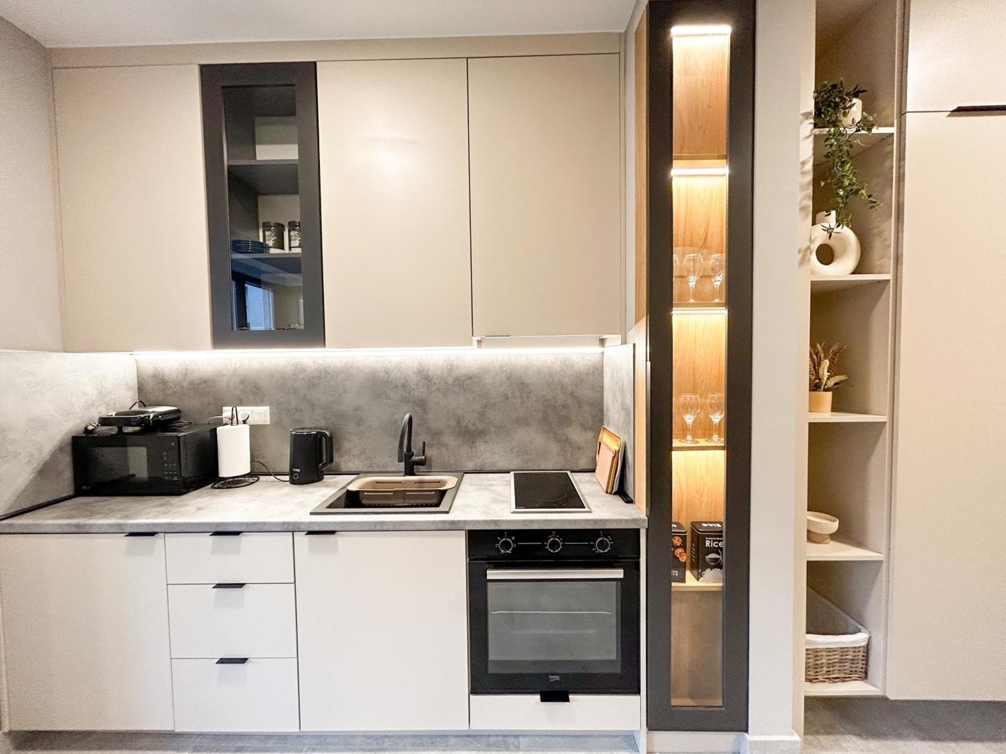 Merak2 Apartment- Free Private Parking Apartment